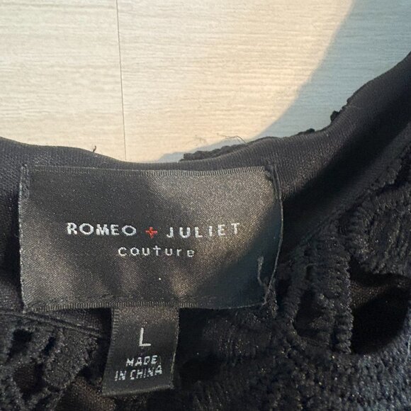 Romeo & Juliet Couture Black lace romper L - Picture 3 of 4